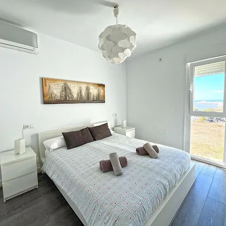 Sol Y Mar Amplio Con Dos Y Balcon *