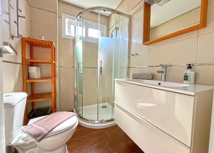 Sol Y Mar Amplio Con Dos Y Balcón